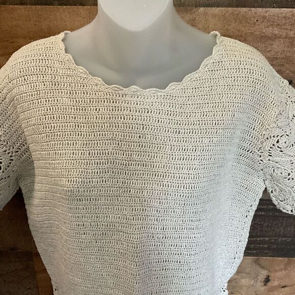 Signature Expressions Top Tan Ivory Crochet Short Sleeve Blouse Size Small - Picture 7 of 10